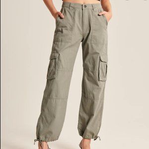 Abercrombie 90s Baggy Cargo Pants